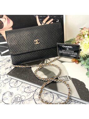 Chanel Chain Wallet Logo Shoulder Bag